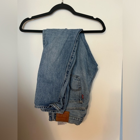 Levi’s straight leg distressed jeans size 27 - Picture 4 of 4